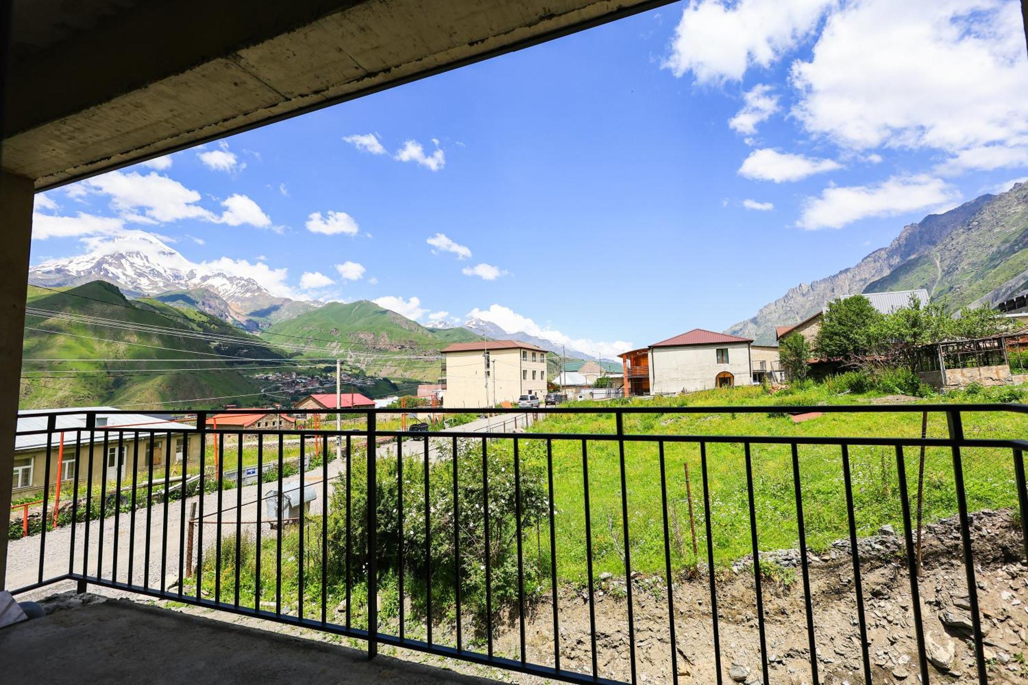 Heaven Hill Hotell Kazbegi Eksteriør bilde